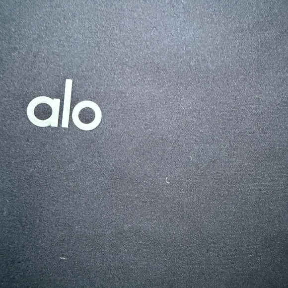 ALO Yoga Black Leggings for Women - Picture 5 of 7